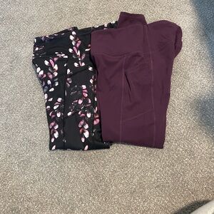 GAIAM Black and Purple Leaf Print Leggings